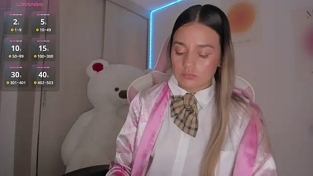 Snapshot of LittleSofia_ chatting on 12.20.24 LittleSofia online show from 12.20.24