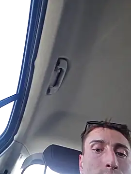 v4Tomasgrau9 online show from 03.07.26