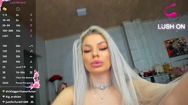 Snapshot of Russian_Ava chatting on 01.09.25 Russian Ava online show from 01.09.25