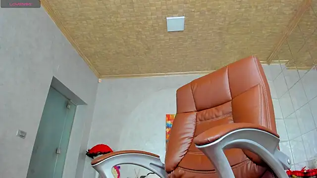 Snapshot of Russian_Ava chatting on 01.20.25 Russian Ava online show from 01.20.25