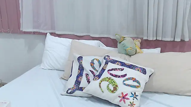 LexiiBloom online show from 01.24.25
