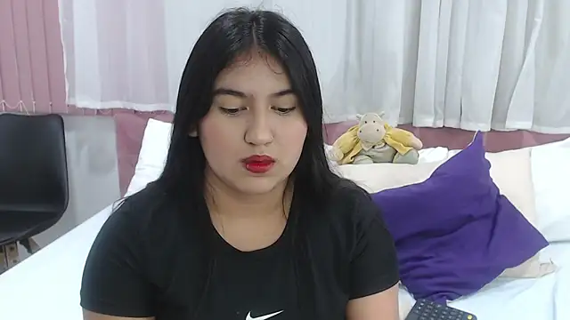 LexiiBloom online show from 02.15.25