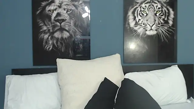 LexiiBloom online show from 02.27.25