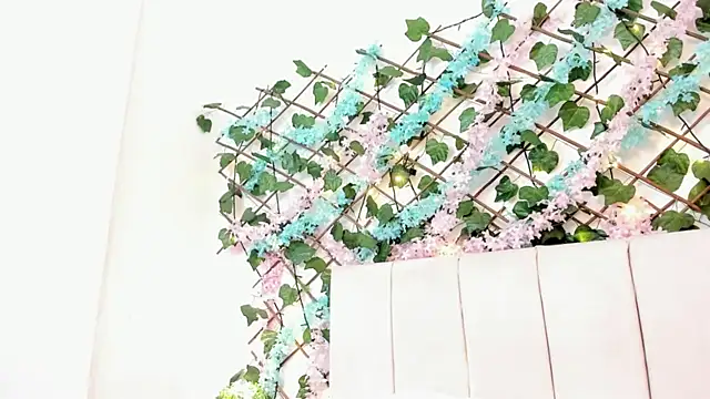 LexiiBloom online show from 09.14.25