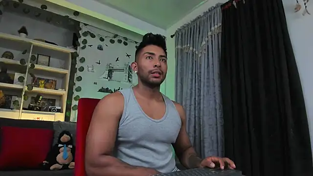 Couple muscle1 online show from 10.07.25