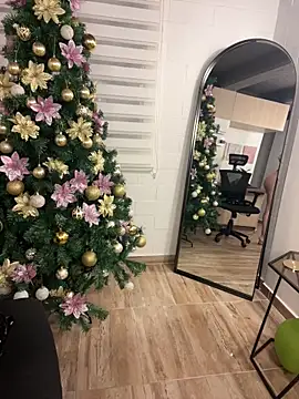 Eva Gonzalez online show from 12.12.24