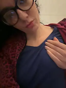 Strawberry queen91 online show from 11.28.25