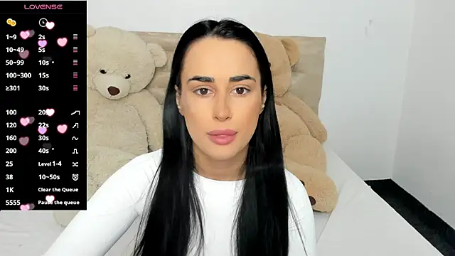 Snapshot of DarcieJane chatting on 12.20.24 DarcieJane online show from 12.20.24