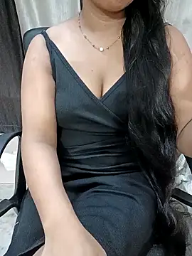 Snapshot of Disha_33 chatting on 10.29.25 Disha 33 online show from 10.29.25