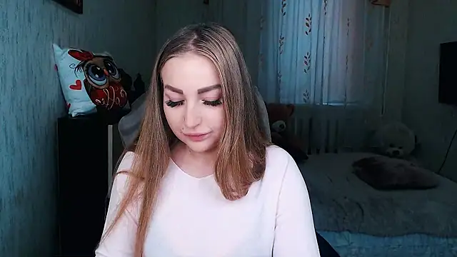  KittyBoo online show from 12.15.25