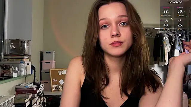 Addelin Moon online show from 11.06.25