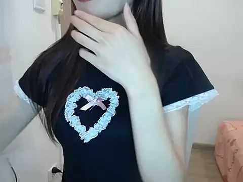 LiDonnaa online show from 12.18.24