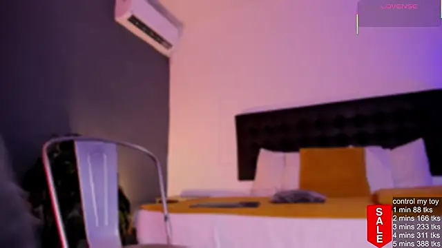 Snapshot of Matt_Ferrer chatting on 10.15.25 Matt Ferrer online show from 10.15.25