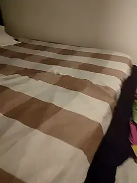 KikiLovesD online show from 04.21.26