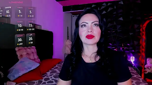 charlottemeyerr online show from 11.24.25