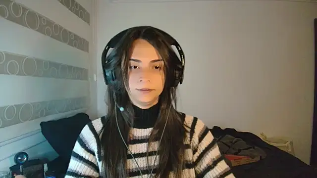 Dollbehavior  online show from 10.19.25