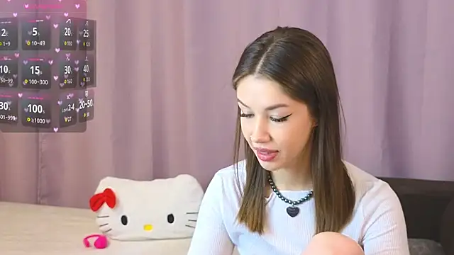 Snapshot of ellie_kramer chatting on 10.12.25 ellie kramer online show from 10.12.25