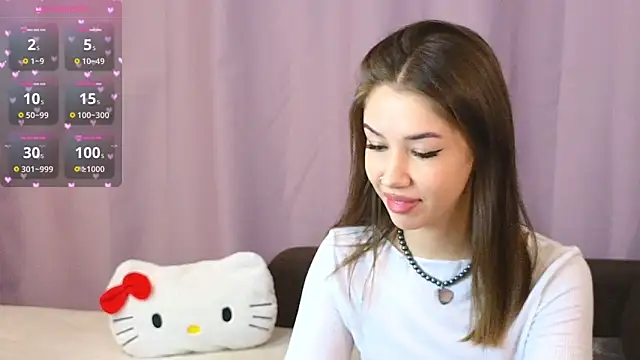 Snapshot of ellie_kramer chatting on 10.19.25 ellie kramer online show from 10.19.25