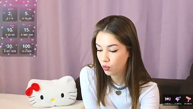 Snapshot of ellie_kramer chatting on 10.21.25 ellie kramer online show from 10.21.25