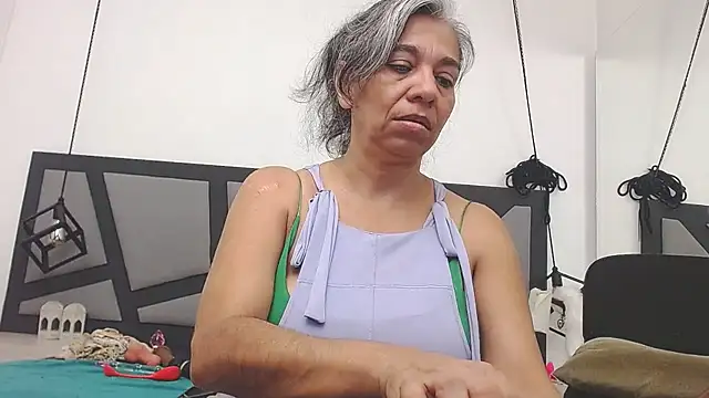 Snapshot of chanel_grant chatting on 10.17.25 chanel grant online show from 10.17.25