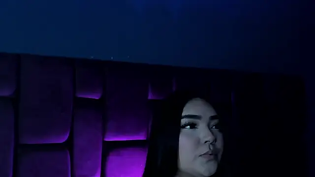 Snapshot of little_lissiee chatting on 03.21.25 little lissiee online show from 03.21.25