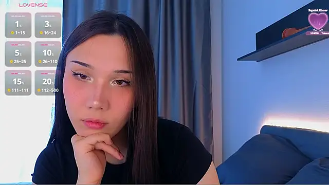 Kaia Sunshine Mia online show from 06.05.26