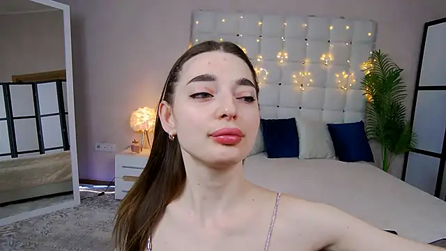 Snapshot of NicoleRosss chatting on 01.16.25 NicoleRosss online show from 01.16.25