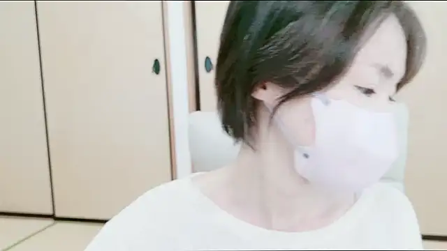 Snapshot of xxArisaxx chatting on 10.11.25 xxArisaxx online show from 10.11.25