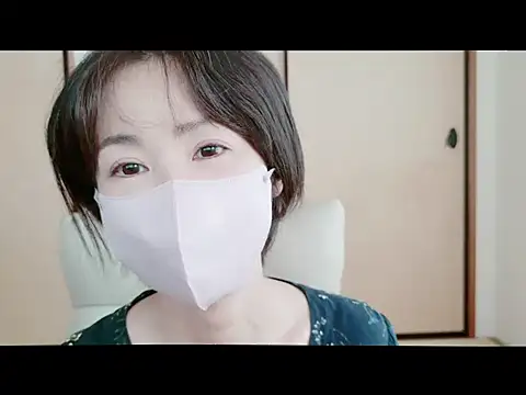 Snapshot of xxArisaxx chatting on 10.16.25 xxArisaxx online show from 10.16.25