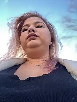 AllysonK online show from 12.18.24