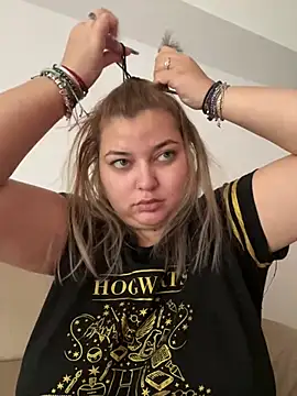 AllysonK online show from 12.31.24