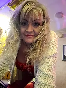 annika lately online show from 11.23.25