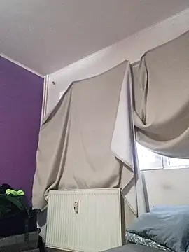 BritneyHudson online show from 12.21.25