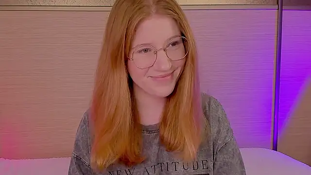 Snapshot of Tori_the_witch chatting on 02.02.25 Tori the witch online show from 02.02.25