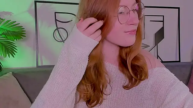 Snapshot of Tori_the_witch chatting on 03.16.25 Tori the witch online show from 03.16.25
