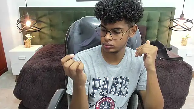 boylittle19cm online show from 09.28.25