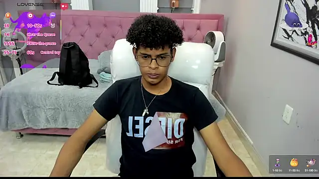 boylittle19cm online show from 10.17.25