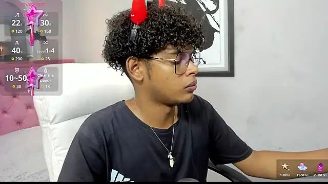 boylittle19cm online show from 10.18.25