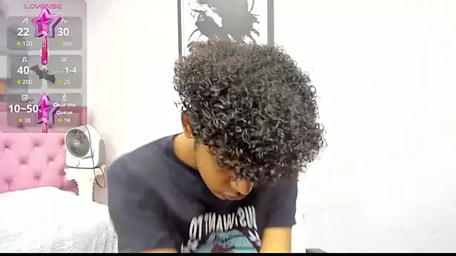 boylittle19cm online show from 10.22.25