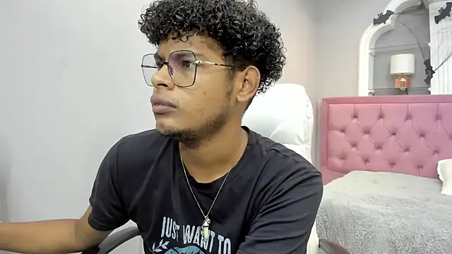 boylittle19cm online show from 10.26.25