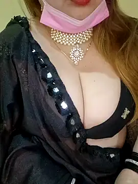 Snapshot of Rupaleesexy chatting on 11.19.25 Rupaleesexy online show from 11.19.25