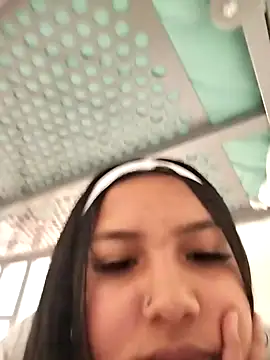 Snapshot of Alix_sweet22 chatting on 12.27.24 Alix sweet22 online show from 12.27.24