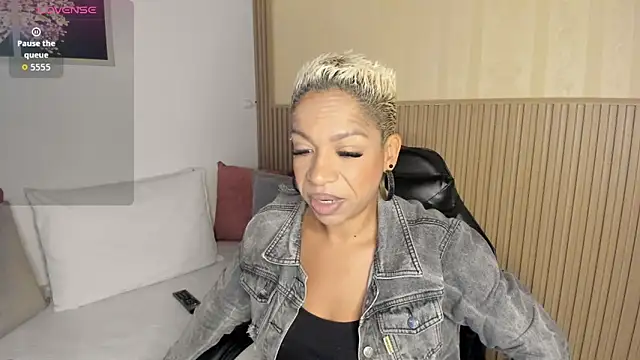 summer night  online show from 11.24.25