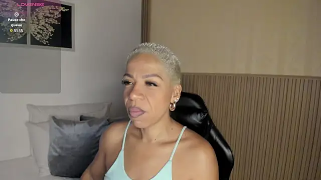 summer night  online show from 02.10.26