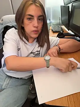 IsisLoveyes  online show from 01.07.26