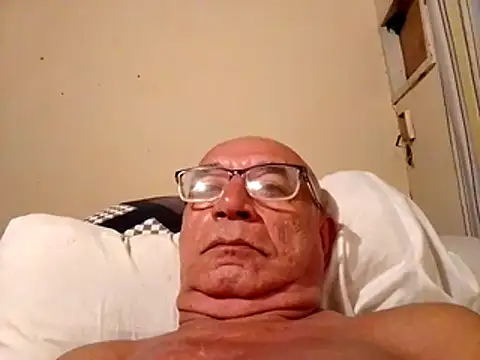 Snapshot of sincuenton24cmts chatting on 11.19.25 sincuenton24cmts online show from 11.19.25