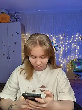 D0nna  online show from 02.14.26