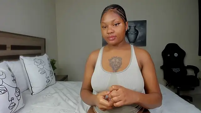 Renee-18 online show from 02.11.25