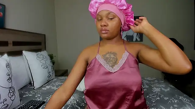 Renee-18 online show from 02.15.25