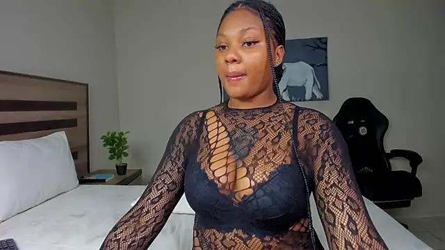 Renee-18 online show from 09.24.25